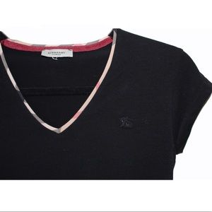 ✨✨Authentic Burberry V-neck Top✨✨